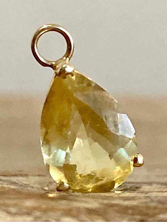 Unknown Jewelry - 14K Gold Pendant with Yellow Pear-Cut Stone